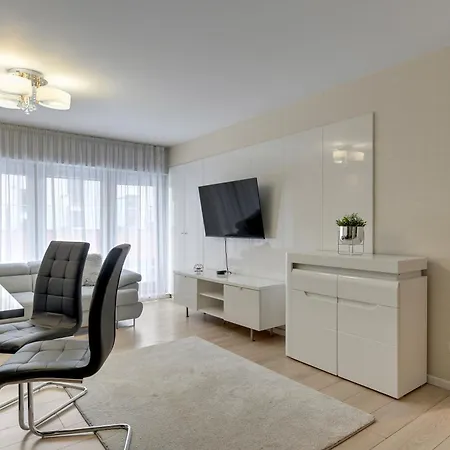 Szafarnia 2 By Grand *